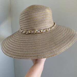 Eric Javits Tan and White Chain Detail Hat